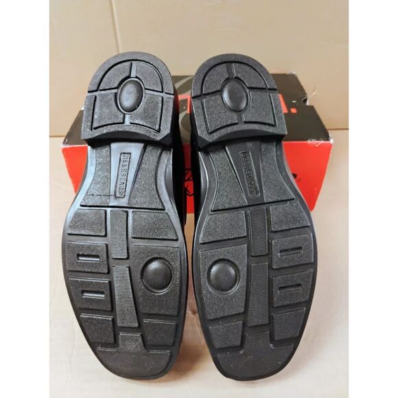 Size: 10 1/2 . Slip-In Loafers w/ Memory Foam . Drive Black Vega . Deer Stags main image 5